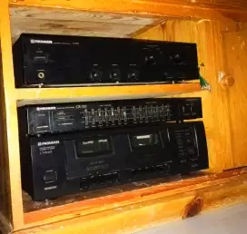 Audio Pioneer set.