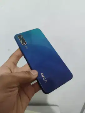 Vivo s1 ram 4/128