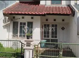 JUAL RUMAH TAMAN MUTIARA PAKUWON CITY LEBAR JALAN 3 MOBIL