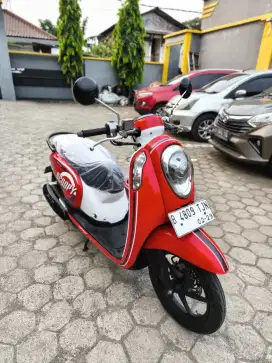 Bissmillah dijual motor Honda Scoopy 2016 istimewa