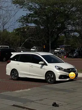 MOBILIO 2016 RS CVT