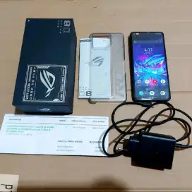 Asus Rog Phone 8 Snapdragon 8 gen 3 5G Second Fullset 12/256 GB
