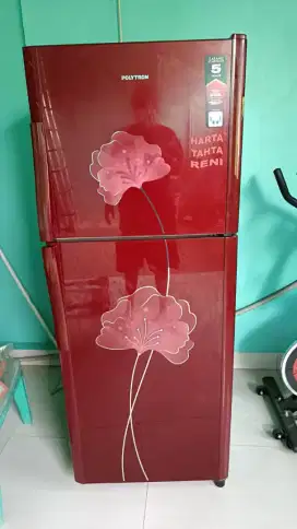 Kulkas Polytron 2 pintu