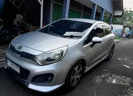 Kia Rio 2013 Bensin