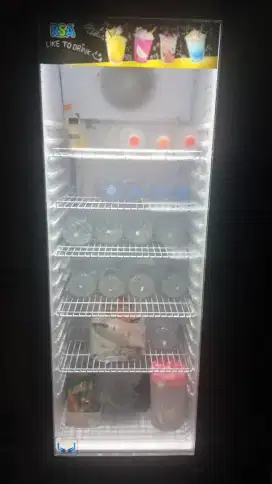 Dijual lemari es pendingin minuman