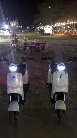 Sepeda listrik seken