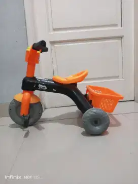 Sepeda roda 3 balita