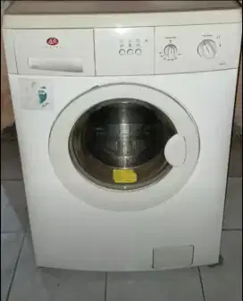 Mesin Cuci Bekas
