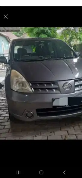 Nisan Grand Livina XV 1.5- AT