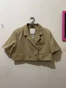 Blazer Crop pendek