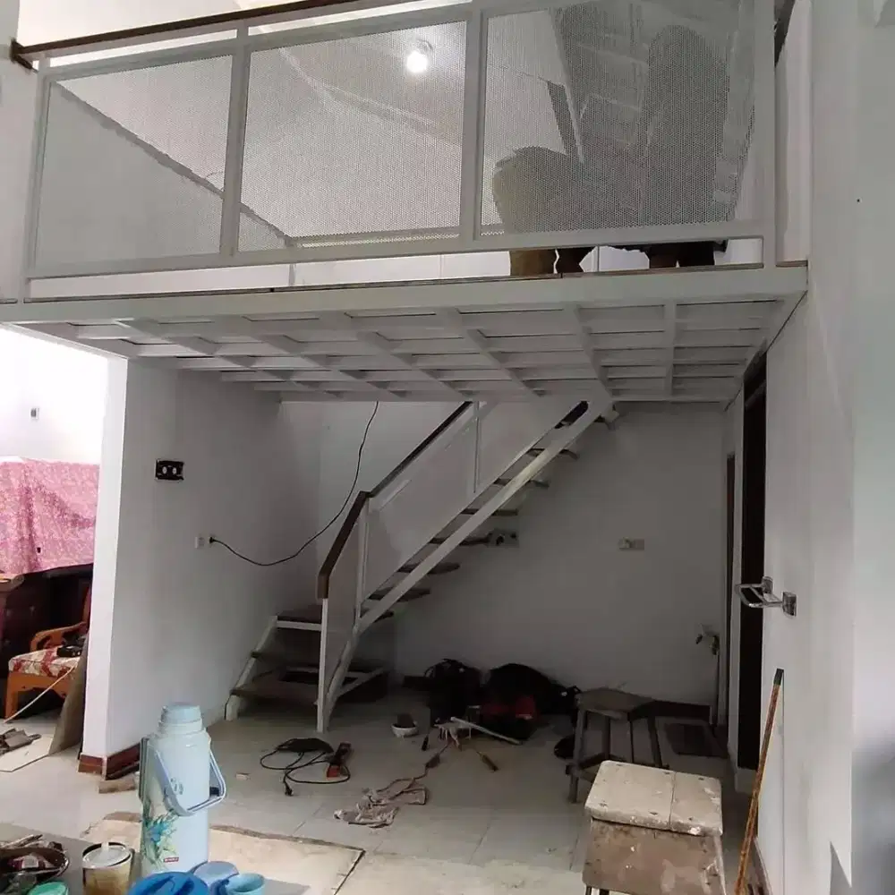 Mezzanine kamar tidur