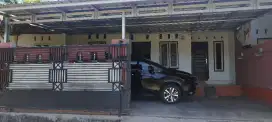 Dijual rumah siap huni, lokasi strategis, aman dan nyaman