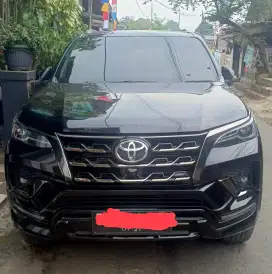 Dijual Fortuner 4X2 GR 2.8 Diesel Sporty