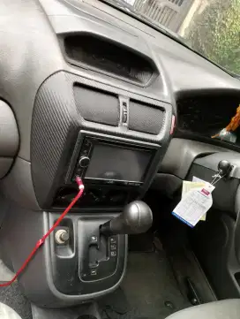 Mitsubishi chariot tahun 2000 matic