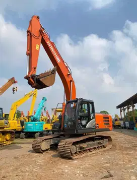 Excavator hitachi th 2024