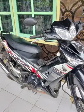 Supra x 125 karbu
