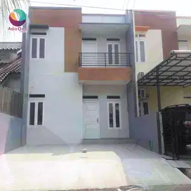 Dijual cepat rumah 2 lantai minimalis siap huni di limus pratama
