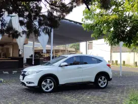 Hrv E CVT 2017 AT Km69rb Putih Original Terawat