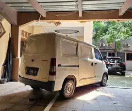 Lepas Kunci G Max Blind Van