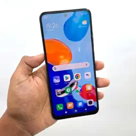REDMI NOTE 11 NFC RAM 4+/128 MULUS BANGET ORIAN