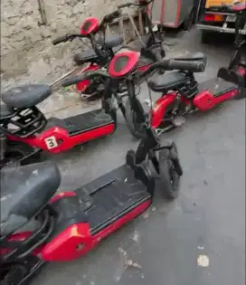 Sepeda listrik merk VIAR