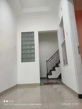 Jual rumah strategis hanya 100m ke jalan raya Antapani