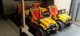 Mobil aki anak jeep besar