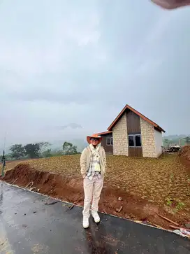 Jual kavling SHM begaya eropa di zona kuning di jalur puncak 2 bogor