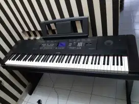 Piano Yamaha Dgx 650