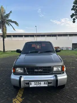 Isuzu Panther High Sporty Tahun 1997