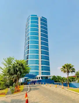 Sewa Office, Fully Furnished, Luas 128m2 di Manhattan Square