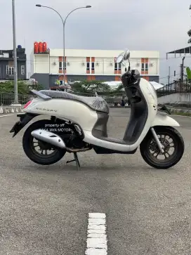 Cash Kredit New Scoopy Prestige 2023 Dijamin Bagus