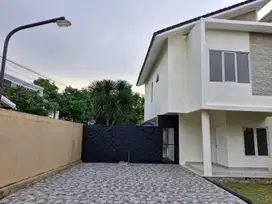 RUMAH HOEK 2 LANTAI ANDARA RESIDENCE PANGKALAN JATI DEPOK JAWA BARAT