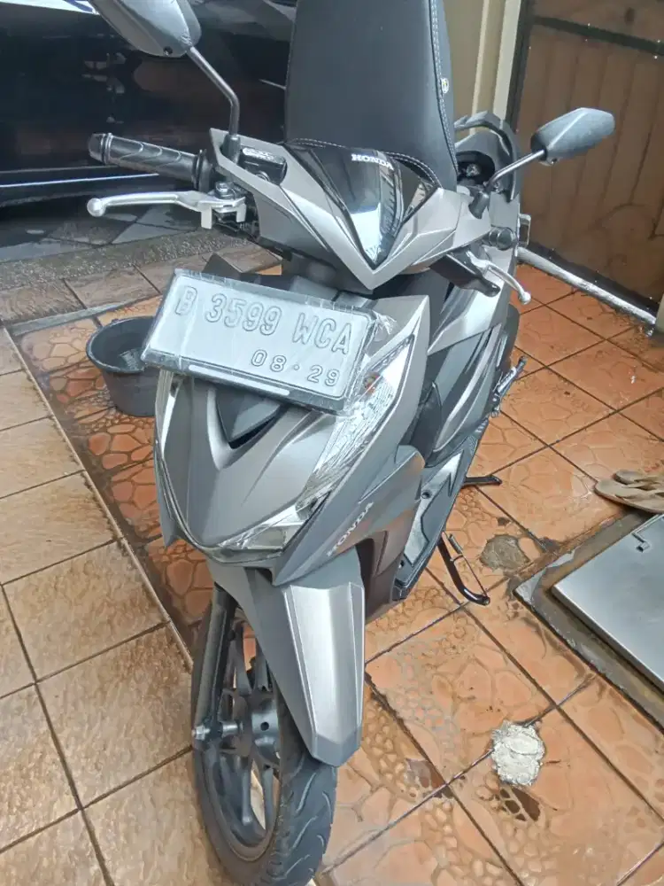 Honda Beat Deluxe type tertinggi THN 23
