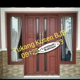 ULun paman pemasangan PINTU KUSEN JENDELA BAHAN KAYU JUGA ALUMINIUM