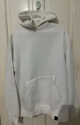White Hoodie Pull & Bear Original size M fit L