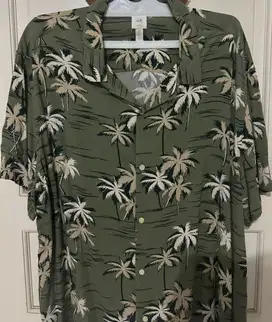 Open Collar Hawaian Shirt H&M size XL