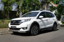 BRV Prestige Matic 2021. Honda. BRV. Prestige. AT.
