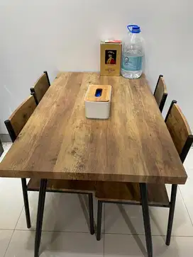 Jual meja makan murah good condition