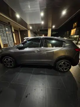 Dijual Mobil pribadi HR-V 1.5 E PLUS CVT (special edition) tahun 2019
