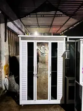 Lemari aluminium anti rayap pintu 3 variasi