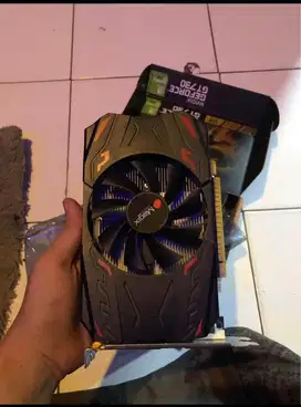 Vga card Gtx 550 Ti 1Gb ddr5
