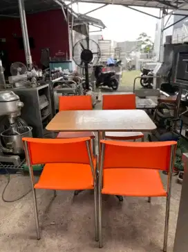 Kursi Makan Cafe Set