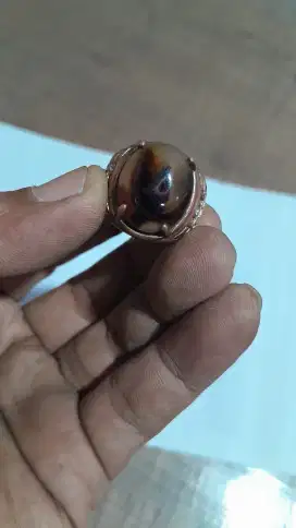 Batu akik combong
