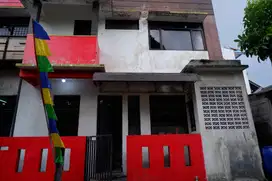 DISEWAKAN RUANGAN LUAS LANTAI 1 DAN 2