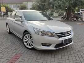 Honda Accord VTI-L 2013