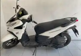 Honda Vario 150 Putih 2017
