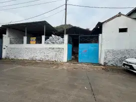 Rumah Tempat Tinggal + Gudang