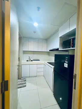 Di sewakan murah Apartemen orange county Type 2BR Lippo cikarang