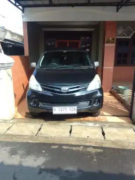 Daihatsu Xenia 1.3 X Bensin-MT 2012